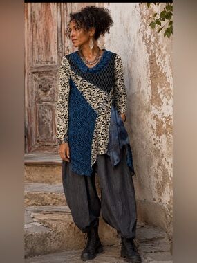 Feratelli Women S Cowl Neck Wool Blen Top Asymmetrical Hem Patchwork Indie Artsy